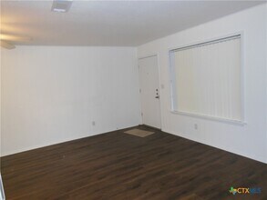 1022 Clover Cir in New Braunfels, TX - Building Photo - Building Photo