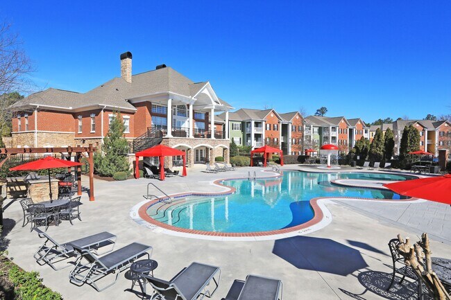 The Glen at Alexander Apartments