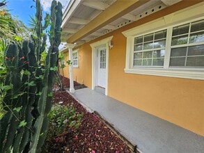 165 Jay Dr in Altamonte Springs, FL - Building Photo - Building Photo
