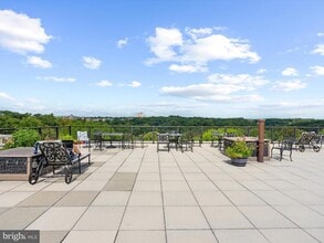1801 Clydesdale Pl NW in Washington, DC - Building Photo - Building Photo