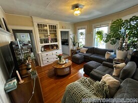 5 Glenley Terrace in Boston, MA - Building Photo