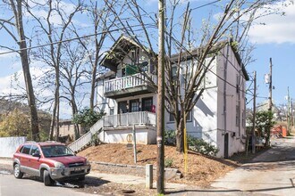 Sutton House in Birmingham, AL - Building Photo - Interior Photo