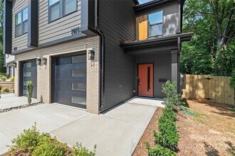 2025 Wilson Ave in Charlotte, NC - Building Photo - Building Photo