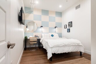 3198 Blake St in Denver, CO - Building Photo - Building Photo