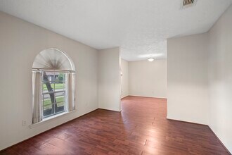3627 Hombly Rd in Houston, TX - Foto de edificio - Building Photo