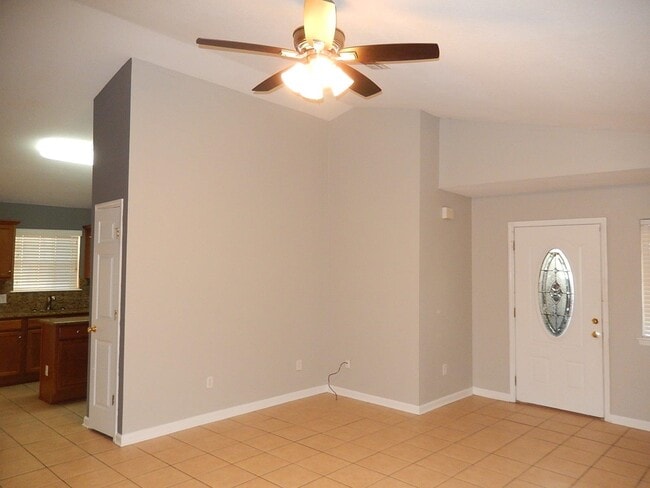 600 Ponderosa Cir in Midway, FL - Building Photo - Building Photo
