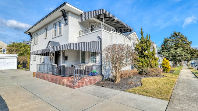 property at 7501 Ventnor Ave