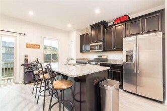 1868 Glissade Ln in Charlottesville, VA - Building Photo - Building Photo