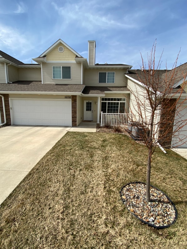 1232 SE Birch Ln in Ankeny, IA - Foto de edificio - Building Photo