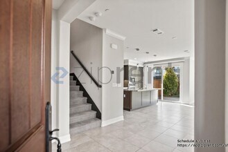 205 Vereda del Turia in Morgan Hill, CA - Building Photo - Building Photo