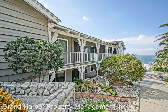 202 34th St in Manhattan Beach, CA - Building Photo - Building Photo