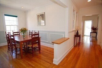 41 Linnaean St in Cambridge, MA - Building Photo - Building Photo