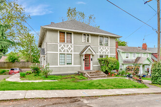 Regency Terrace in Portland, OR - Building Photo - Building Photo