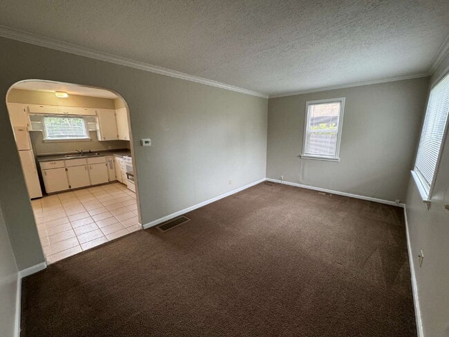 7424 SE 50th Ave in Portland, OR - Foto de edificio - Building Photo