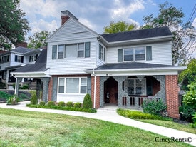 3321 Mowbray Ln, Unit 3321