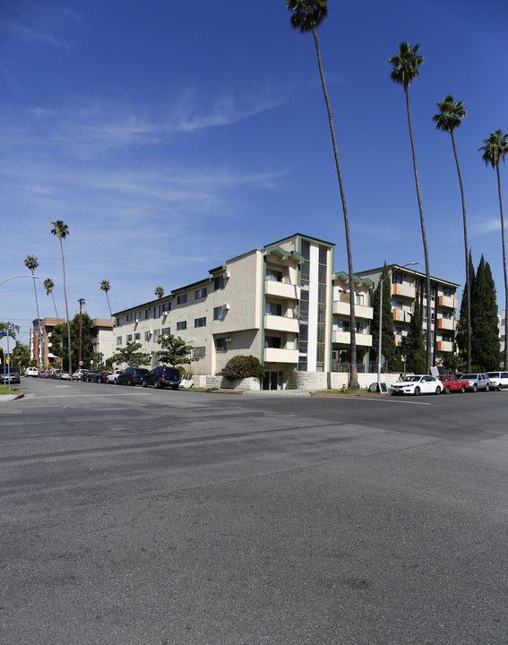 Choi Chul Apartments in Los Angeles, CA - Building Photo