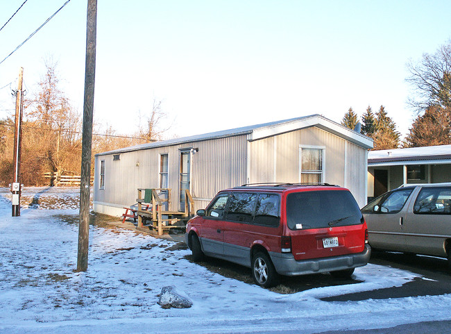 8405 Tusings Way in Boonsboro, MD - Foto de edificio - Building Photo