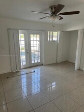 17891 NE 13th Ave in North Miami Beach, FL - Building Photo - Building Photo