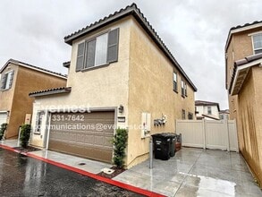 1934 Ray Abril Jr Ln in Colton, CA - Building Photo - Building Photo