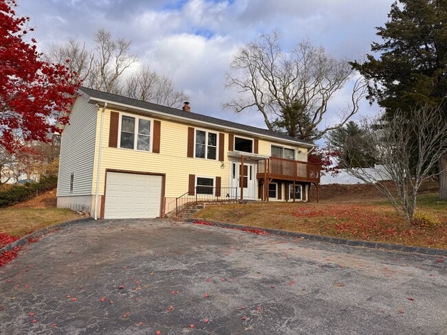 194 Virgo Dr in Groton, CT - Building Photo - Building Photo