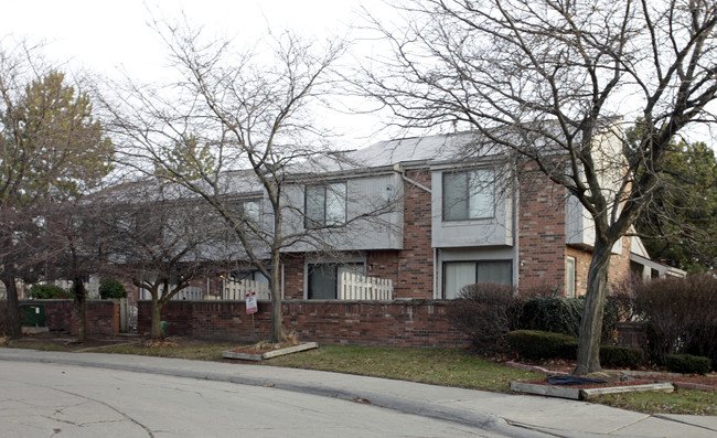 Hyde Park Co-Op Apartments in Detroit, MI - Building Photo - Building Photo