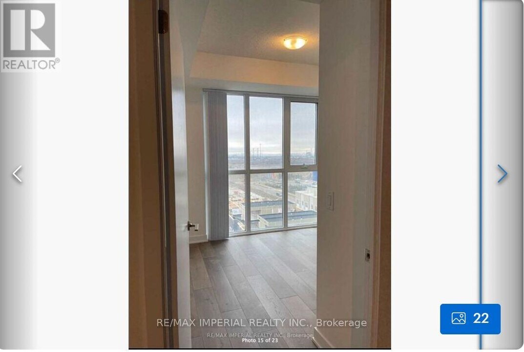 10-810 Honeycrisp Cres in Vaughan, ON - Building Photo