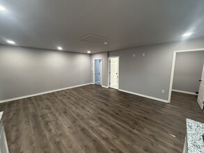 35 Werner St, Unit 1st Floor - Apartment in Wernersville, PA - Building Photo - Building Photo