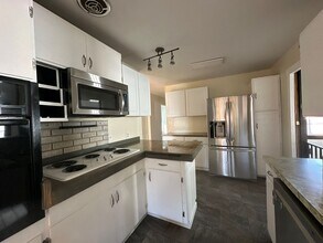 5819 Winter Ave in Klamath Falls, OR - Building Photo - Building Photo