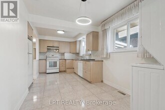 29 Jeanette St in Toronto, ON - Building Photo - Building Photo