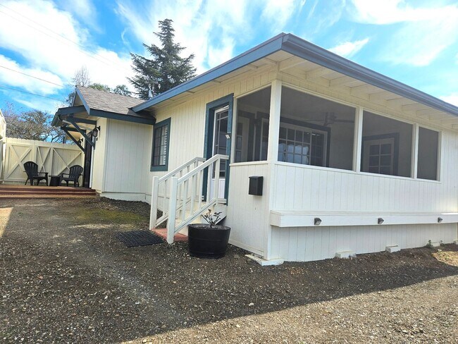 property at 1219 Deer Trail Ln