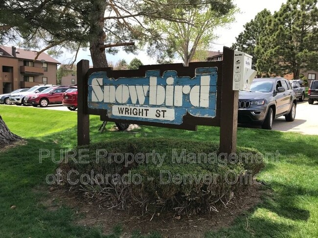 205 Wright St in Lakewood, CO - Building Photo - Building Photo