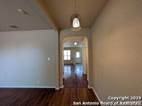 6723 Karnes Leaf in San Antonio, TX - Building Photo - Building Photo
