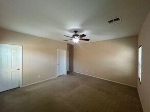 29903 N Desert Angel Dr in San Tan Valley, AZ - Foto de edificio - Building Photo