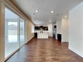 1037 Woodsome Ave in Kuna, ID - Building Photo - Building Photo