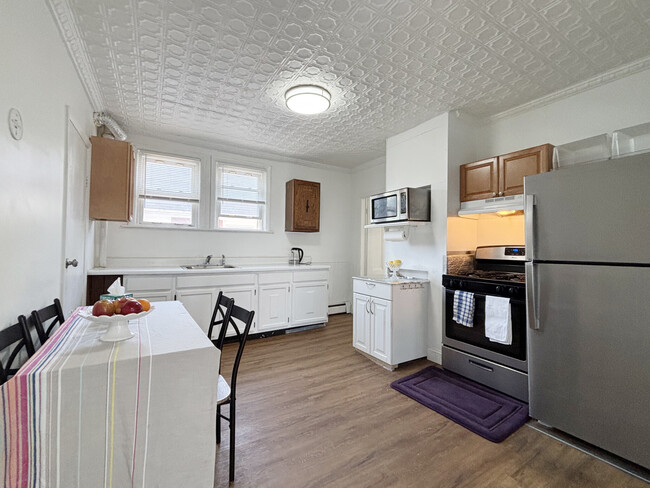 10 Ashland St, Unit T