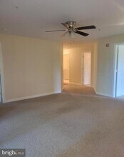 8813 Stoneridge Cir in Pikesville, MD - Building Photo - Building Photo
