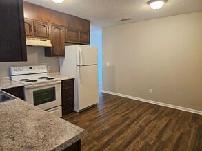 5007 N Moore Ln in Chattanooga, TN - Building Photo - Building Photo