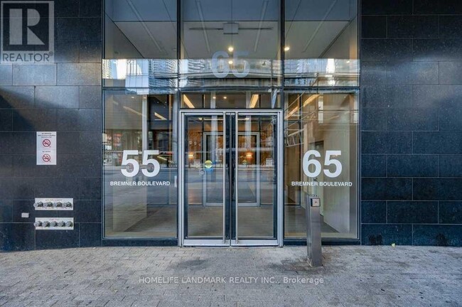 65-4765 Bremner Blvd in Toronto, ON - Building Photo - Building Photo