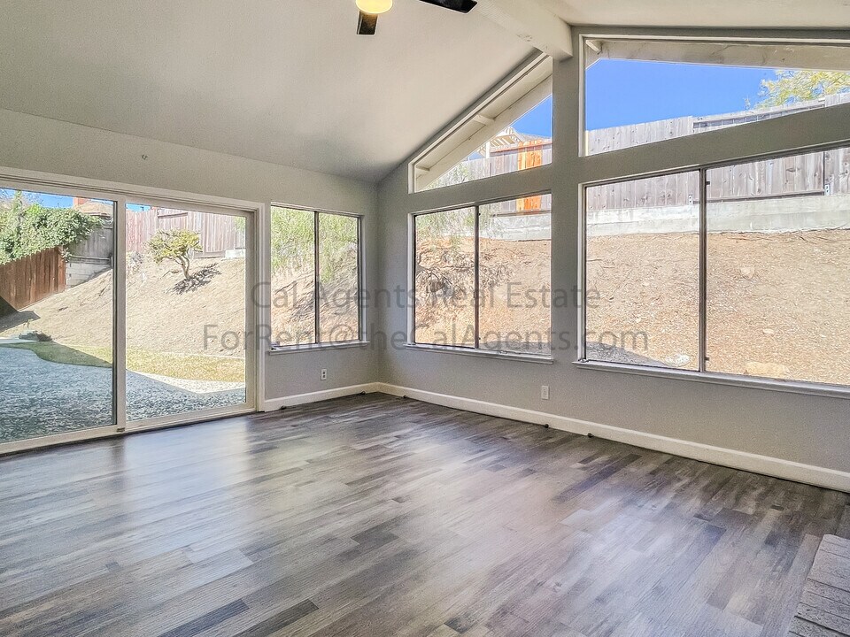 3600 Siskiyou Ct in Hayward, CA - Building Photo
