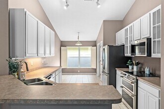 2522 Clareside Dr in Valrico, FL - Building Photo - Building Photo