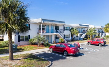 Seaside Apartments in Atlantic Beach, FL - Foto de edificio - Building Photo