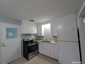 189 Melrose Rd in East Windsor, CT - Building Photo - Building Photo