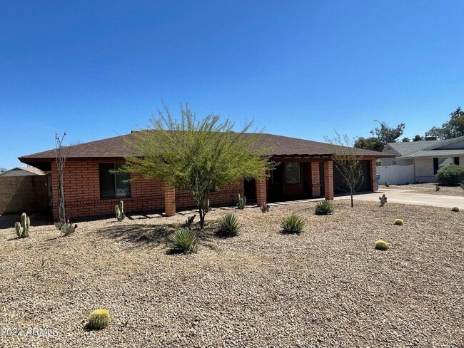property at 13243 North 47th Pl