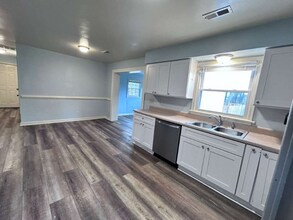 4309 E Rd in Chesapeake, VA - Building Photo - Building Photo