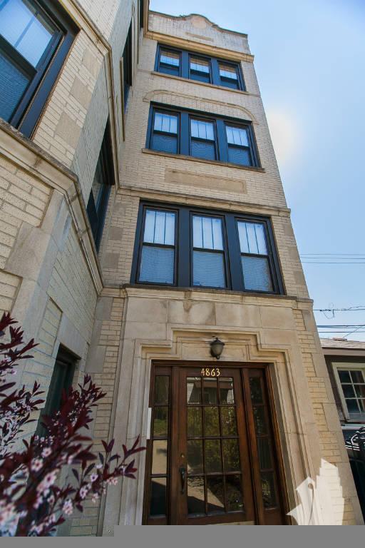 property at 4863 N Hermitage Ave