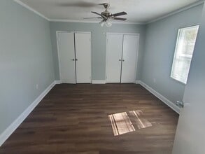 147 Brim St, Unit C in Dawson, GA - Foto de edificio - Building Photo