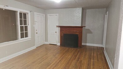 4656 S Pinewood Dr in Mobile, AL - Building Photo - Building Photo