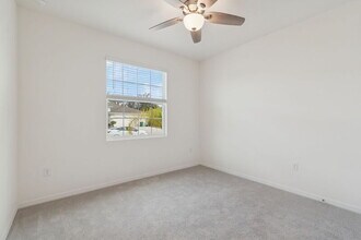 7139 Steer Blade Dr in Zephyrhills, FL - Building Photo - Building Photo