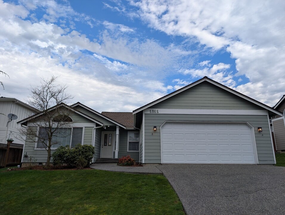 1511 Sarah St in Mount Vernon, WA - Building Photo