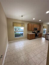 10222 Devonshire Lake Dr in Tampa, FL - Building Photo - Building Photo